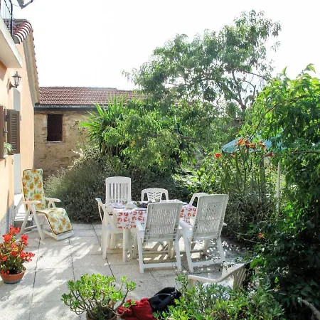 Casa Mela 170s *